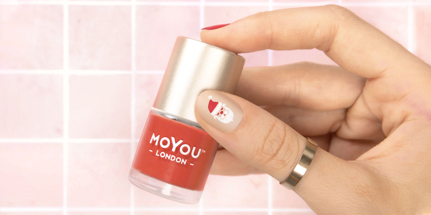 Santa Claus Christmas Nail Design