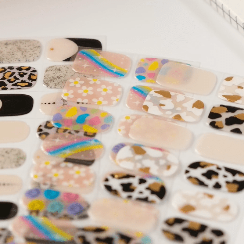 Gel Nail Strip ★ @universenails18 02 Gel Nail Wraps MoYou London 